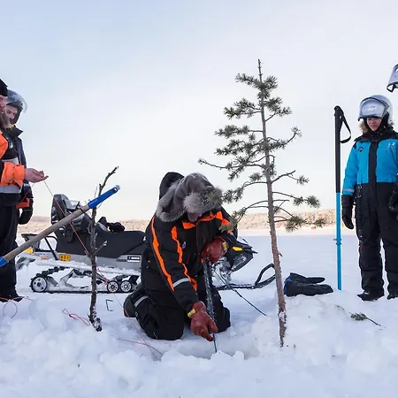 Village Lodge Inari